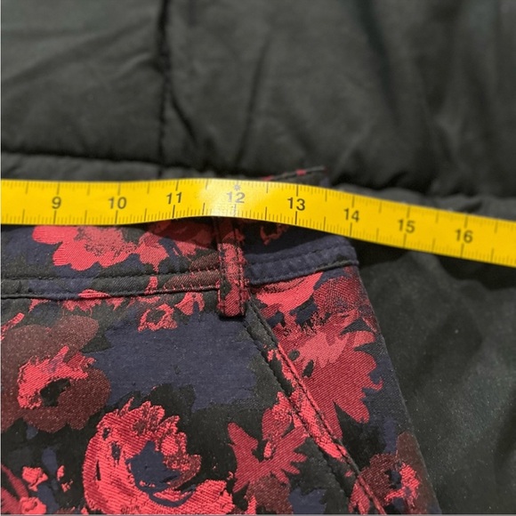 Express mini skirt Size2. Black and red - Picture 6 of 6